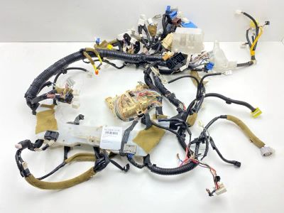 Лот: 23529768. Фото: 1. Проводка под торпедо Lexus Rx300... Двигатель и элементы двигателя