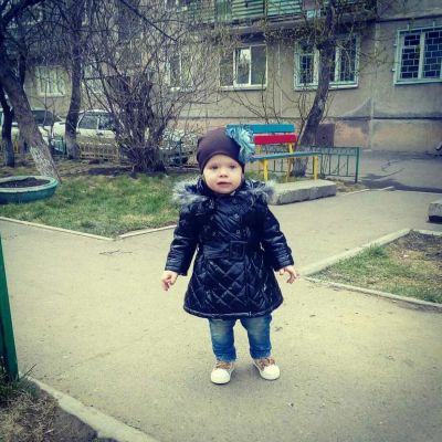 Лот: 9983304. Фото: 1. Крутой лакированный плащ утепленный. Верхняя одежда