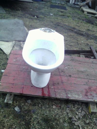Лот: 9479856. Фото: 1. Унитаз б/у. Унитазы, биде