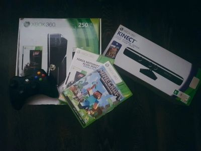 Лот: 12040252. Фото: 1. Xbox 360 S, 250 gb, Джойстик... Консоли