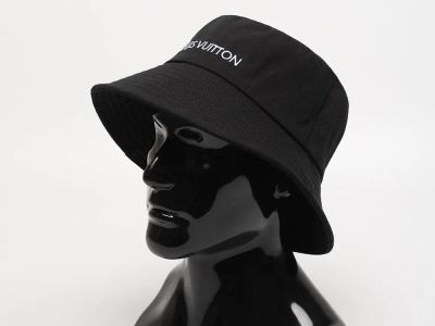 Лот: 24974450. Фото: 1. Панама Louis Vuitton. Шарфы, платки