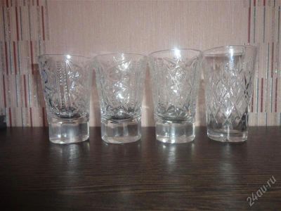 Лот: 2514971. Фото: 1. 4 хрустальные рюмки одним лотом. Кружки, стаканы, бокалы