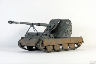 Лот: 14536870. Фото: 1. Модель САУ Waffentrager 1/35. Военная техника