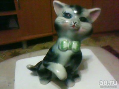 Лот: 9298590. Фото: 1. Котик с Бабочкой. Керамика. (Большой... Фигурки, статуэтки