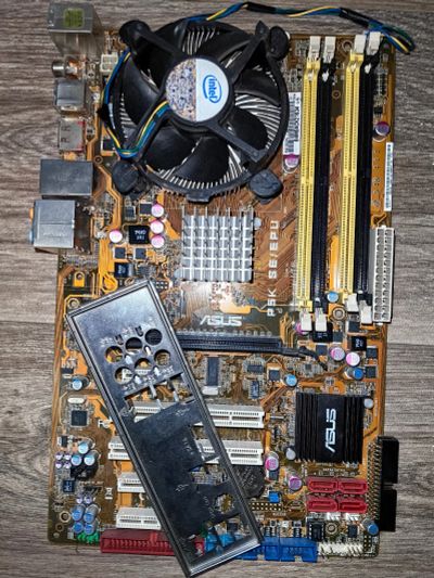 Лот: 23275094. Фото: 1. ASUS P5K SE/EPU (чипсет P35) с... Материнские платы