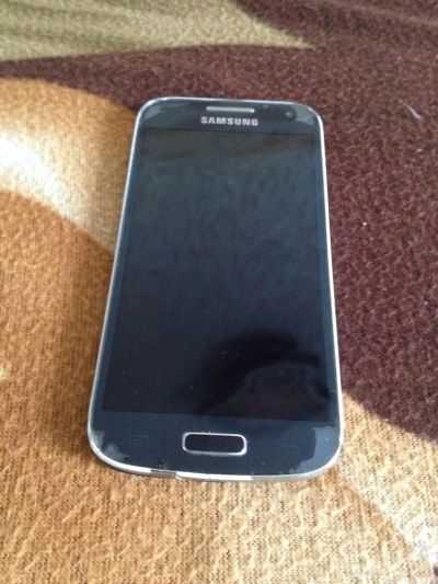 Лот: 9949752. Фото: 1. Samsung galaxy s4 mini. Смартфоны
