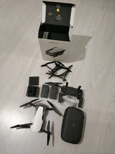 Лот: 14670815. Фото: 1. Продам Mavic AIR. Квадрокоптеры