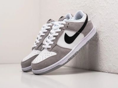 Лот: 20578047. Фото: 1. Кроссовки Nike SB Dunk Low (30263... Кеды, кроссовки, слипоны