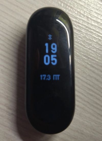Лот: 20042269. Фото: 1. Xiaomi Mi Band 3. Смарт-часы, фитнес-браслеты, аксессуары