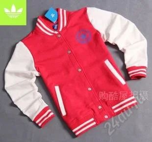 Лот: 2807340. Фото: 1. Продам куртку Adidas. Другое (спортивная одежда)