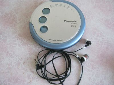 Лот: 15460439. Фото: 1. Плеер CD mp3 Panasonic неисправный. Плееры