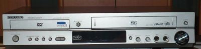 Лот: 4461874. Фото: 1. DVD+VHS Samsung DVD-V7000K. Видеомагнитофоны