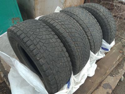 Лот: 12504766. Фото: 1. Шины 265/70R15 Bridgestone Blizzak. Шины