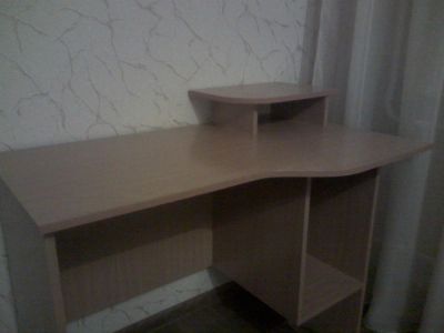 Лот: 3546990. Фото: 1. стол компьютерный. Столики, стулья, парты