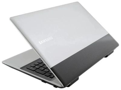 Лот: 6116290. Фото: 1. Samsung RV513. Ноутбуки
