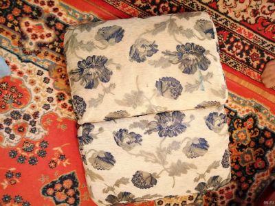 Лот: 13861329. Фото: 1. 59*33.Подушки от дивана. Цена... Одеяла, подушки