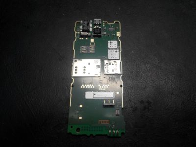 Лот: 7378576. Фото: 1. Плата Nokia Asha 301 неисправна... Микросхемы и платы