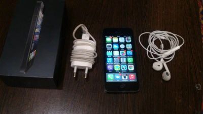 Лот: 6593540. Фото: 1. Iphone 5 32гига ,обмена нет!. Смартфоны