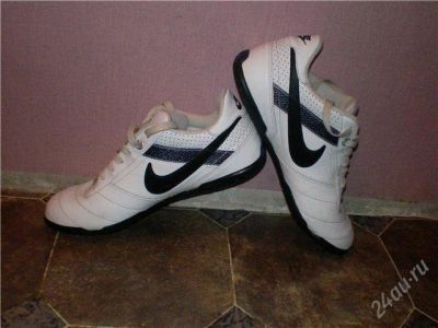 Лот: 1203097. Фото: 1. Фирменные кроссовки NIKE. Кеды, кроссовки, слипоны