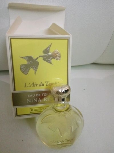 Лот: 8748176. Фото: 1. туалетная вода Nina Ricci. Женская парфюмерия