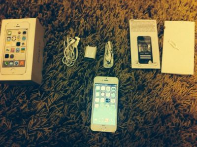 Лот: 3861088. Фото: 1. Лучшая копия iphone 5s gold. с... Смартфоны