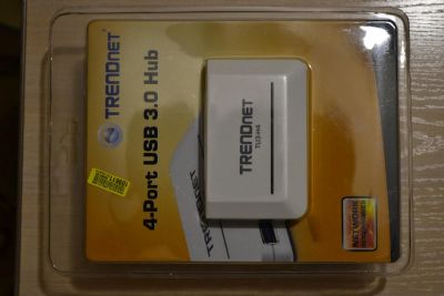 Лот: 4998063. Фото: 1. Trendnet TU3-H4 4-портовый USB... USB хабы