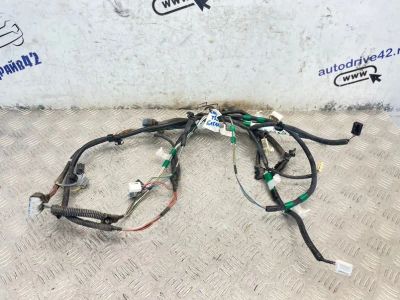 Лот: 25628889. Фото: 1. проводка крышки багажника Toyota... Двигатель и элементы двигателя