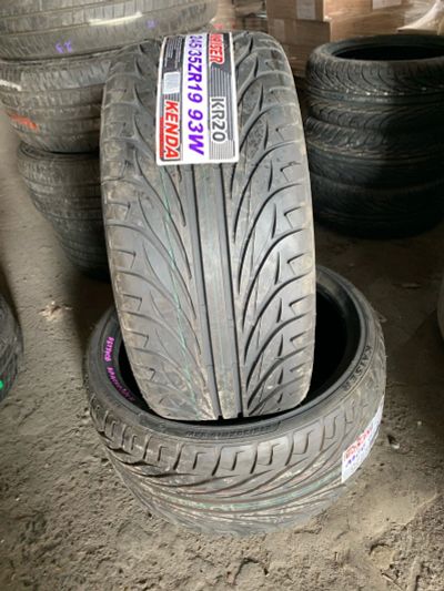 Лот: 15583436. Фото: 1. Kenda Kaiser KR20, 245/35 R19... Шины