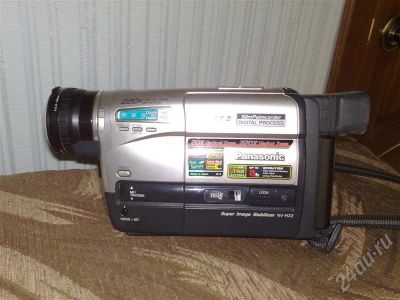 Лот: 395173. Фото: 1. Видеокамера касетная Panasonic. Видеокамеры