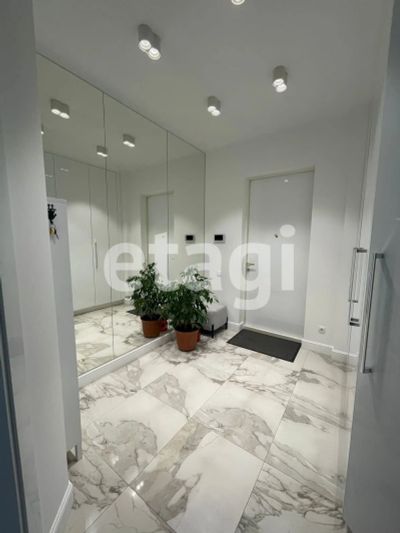 Лот: 25298534. Фото: 1. 3-комн. квартира , Красноярск... Квартиры, студии