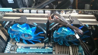 Лот: 7865132. Фото: 1. Видеокарта Gigabyte Radeon R9... Видеокарты
