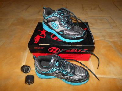 Лот: 4394240. Фото: 1. Роликовые кроссовки Heelys размер... Другое (одежда, обувь, галантерея)