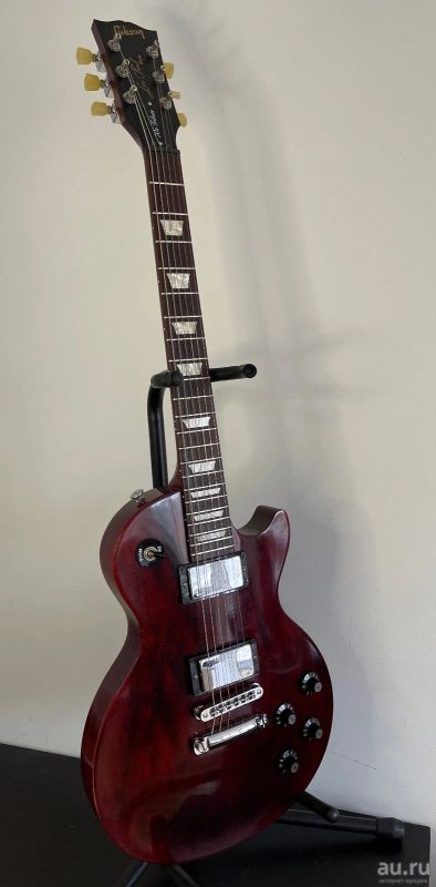 Лот: 18245120. Фото: 1. Gibson Les Paul 70's Tribute Wine... Гитары