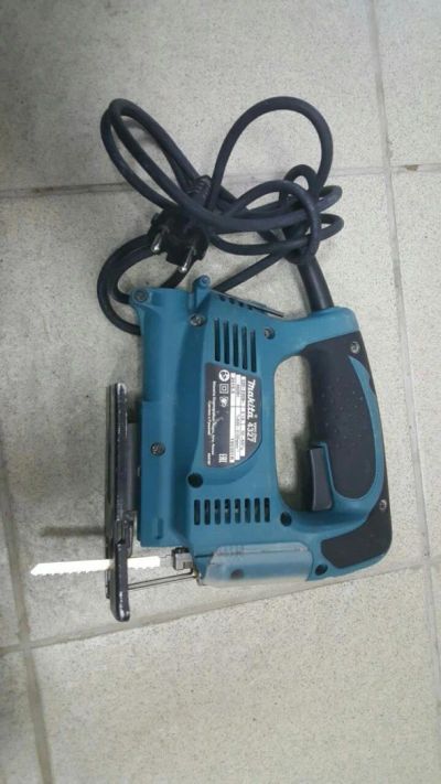 Лот: 11145756. Фото: 1. Лобзик Makita 4327 (П000447). Электроинструмент