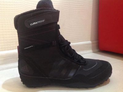 Лот: 6326739. Фото: 1. Зимние кросовки adidas. Сапоги
