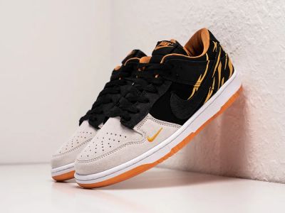 Лот: 24978396. Фото: 1. Кроссовки Nike SB Dunk Low. Кеды, кроссовки, слипоны