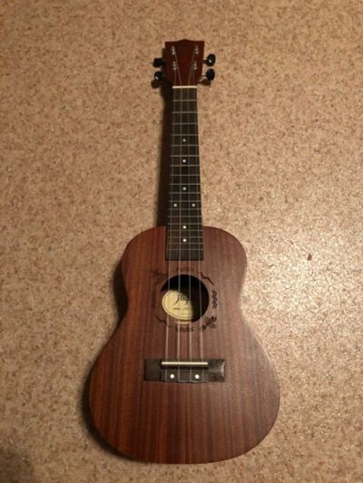 Лот: 14581463. Фото: 1. Укулеле flight nus 310. Гитары