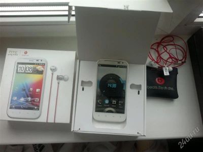 Лот: 2122558. Фото: 1. HTC Sensation XL silver white... Смартфоны