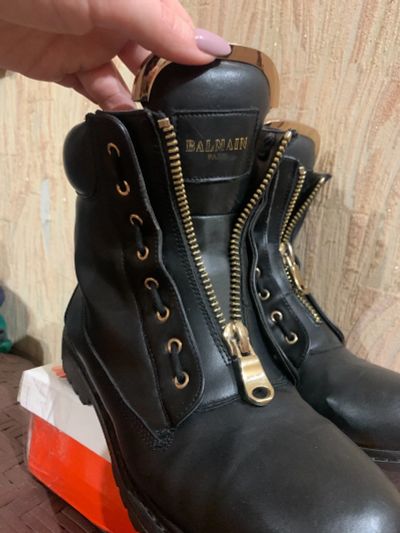 Лот: 17058313. Фото: 1. Ботинки зимние Balmain Paris... Ботинки, полуботинки