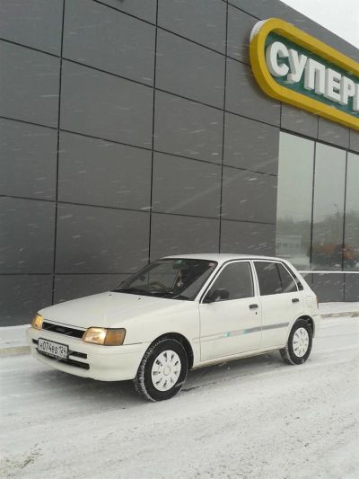 Лот: 3663405. Фото: 1. Продам Тойота Старлет. Автомобили