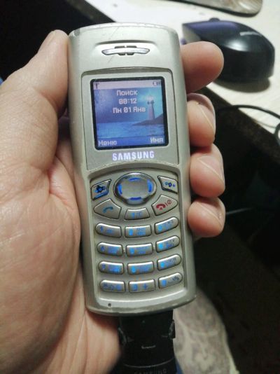 Лот: 18388684. Фото: 1. Телефон Samsung SGH-C100 Читайте... Кнопочные мобильные телефоны