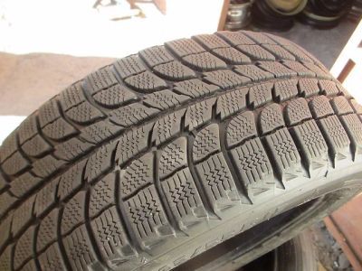 Лот: 7856726. Фото: 1. Michelin X-ice 215/60/17 идеал... Шины