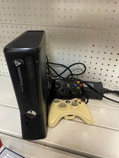 Лот: 18133695. Фото: 1. Xbox 360 250gb. Игровые приставки, консоли