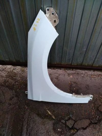 Лот: 10501820. Фото: 1. крыло переднее правое Ford Focus. Кузов