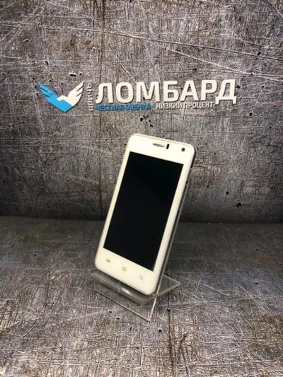 Лот: 17572581. Фото: 1. Смартфон QUMO Quest 406(Т7794). Смартфоны