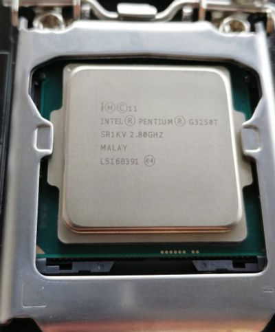 Лот: 11588183. Фото: 1. Энергоэффективный: Intel Pentium... Процессоры