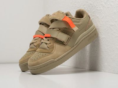 Лот: 20768751. Фото: 1. Кроссовки Adidas Forum Low Strap. Кеды, кроссовки, слипоны