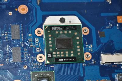 Лот: 3351263. Фото: 1. AMD Turion 2 P540 2400Mhz. Процессоры