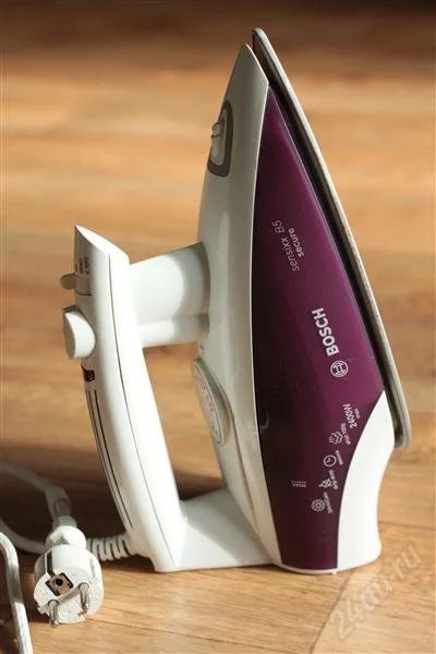 Лот: 1733869. Фото: 1. Утюг BOSCH Sensixx B5. Утюги, парогенераторы, отпариватели