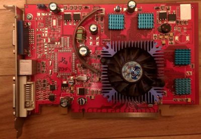 Лот: 6570710. Фото: 1. Видеокарта Radeon X700 Pro 256... Видеокарты